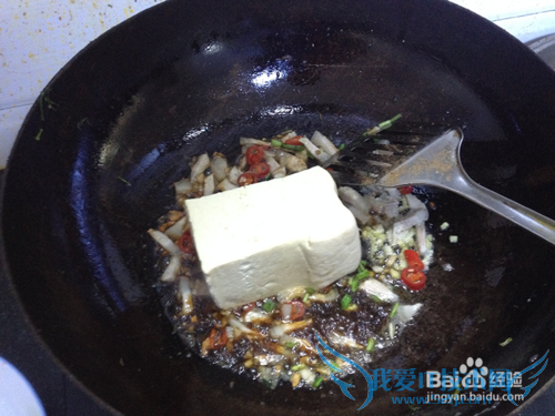 鸡刨豆腐的做法