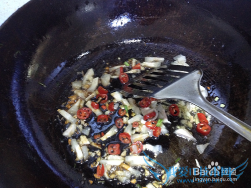 鸡刨豆腐的做法