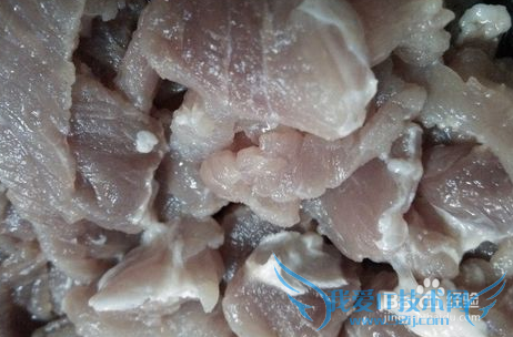 红萝卜炖猪肉养生制作方法