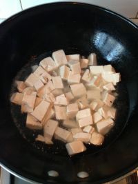 如何自做麻婆豆腐,小伙伴们速来观看