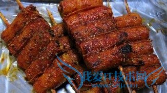 简单易做的小吃做法--【辣味豆腐火腿串】