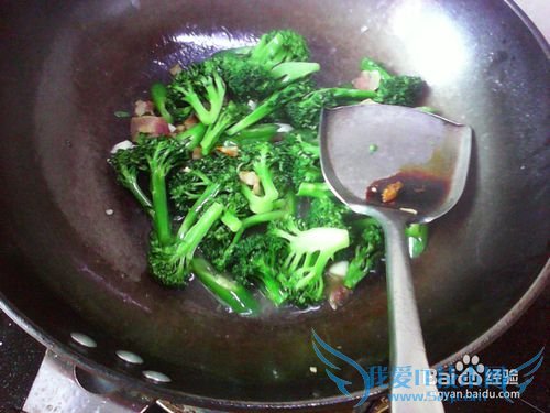 蒜香西兰花炒青椒