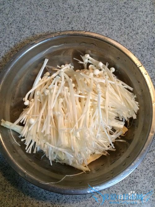 精炒大葱金针菇羊肉末