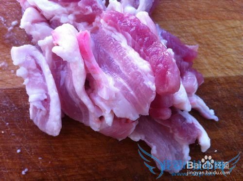 五花肉焖豆腐——家常菜