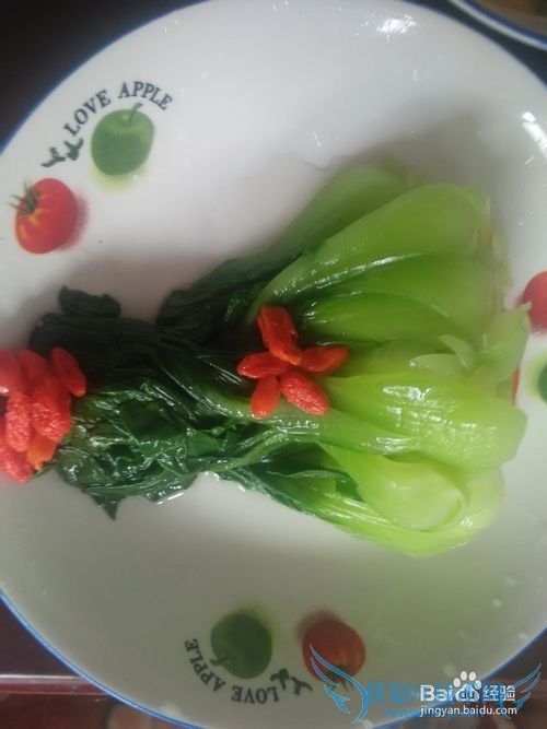 鸡汁枸杞扒菜心