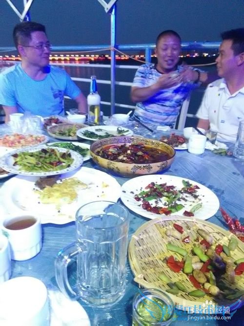 鸡汁枸杞扒菜心