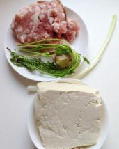 南煎豆腐丸的做法