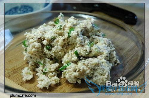 鸡肉豆腐饼的做法