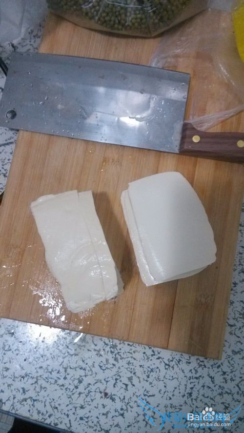 如何做黑黑的家常豆腐