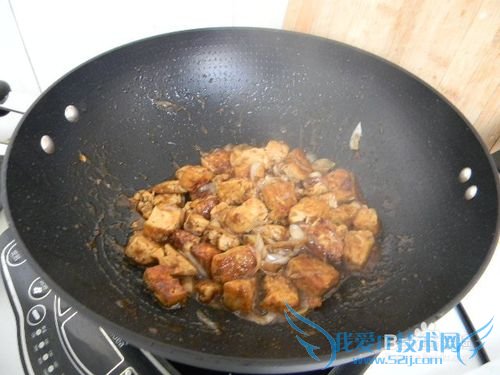 家常美味——酱香豆腐