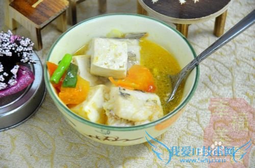 教您怎么做九肚鱼炖豆腐