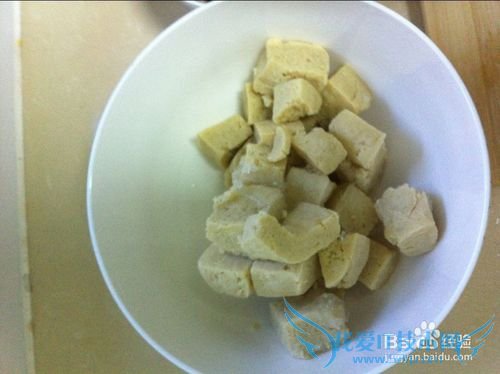 家常鳕鱼炖豆腐的做法?如何做鳕鱼炖豆腐?