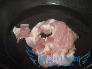 油豆腐焖肉