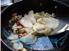 酸笋豆腐果的做法