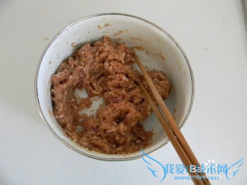 美味炖菜——冻豆腐煮肉丸