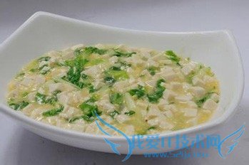 5岁宝宝的健康饮食——豆腐油菜心