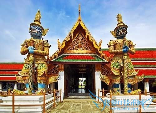 �������ν�����β�ɫ���գ��������������