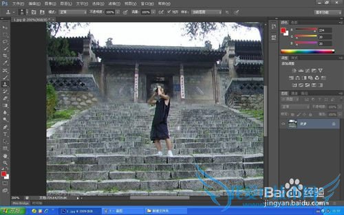 如何把旅游照片中的自己移到恰当的位置