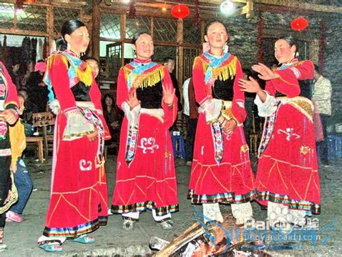 旅游时我们该怎么做?