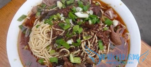 夏天到了很多学生都放假了,那么该去哪里旅游呢