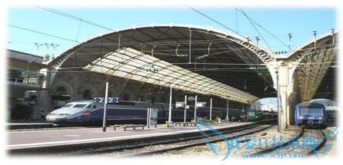 法国旅游怎样选择交通方式