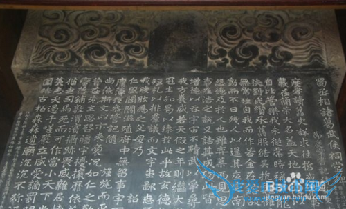 如何游览成都武侯祠?