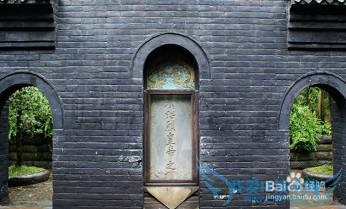 如何游览成都武侯祠?