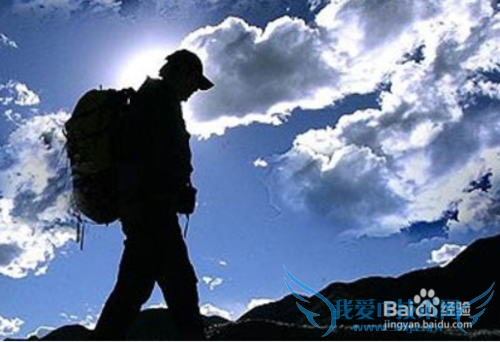 去旅游要带什么东西