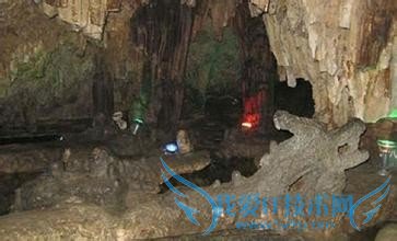 在西藏旅游摄影时,运用摄影器材应注意哪些呢?