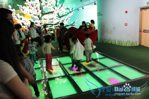 假期旅游之带儿童游览上海科技馆