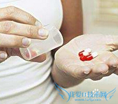 日光性皮炎用什么药膏?去旅游回来出现的