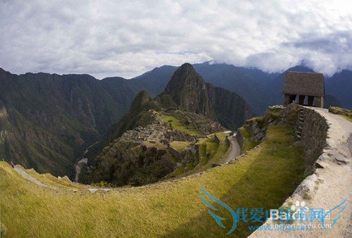 先睹为快!世界12大旅游胜地背面照