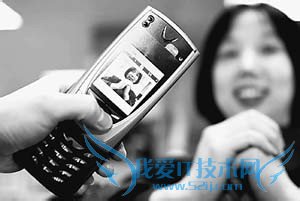 女生独自出门打车怎么自保