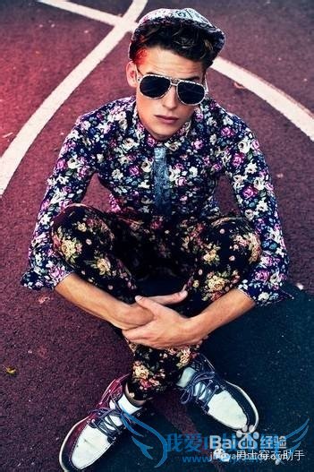 放假期休闲男人怎么搭配衣服怎么搭才好看潮