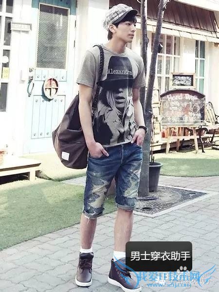 放假期休闲男人怎么搭配衣服怎么搭才好看潮