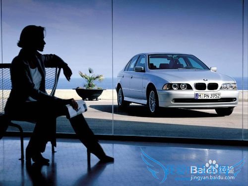 女性单独开车需要注意什么