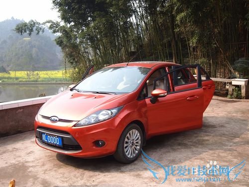 女性单独开车需要注意什么