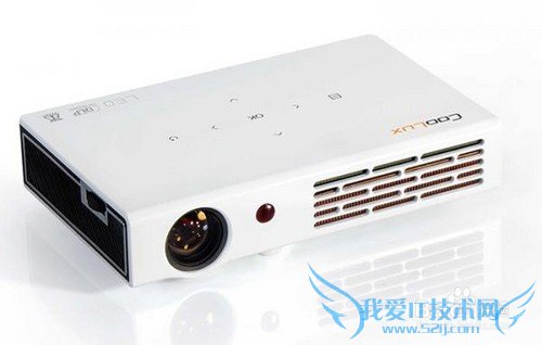 家用投影仪看《复仇者联盟2》