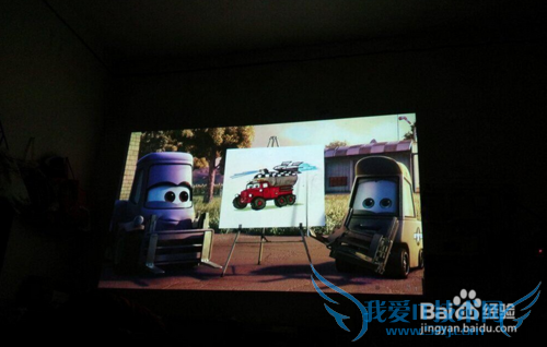 家用投影仪看《复仇者联盟2》