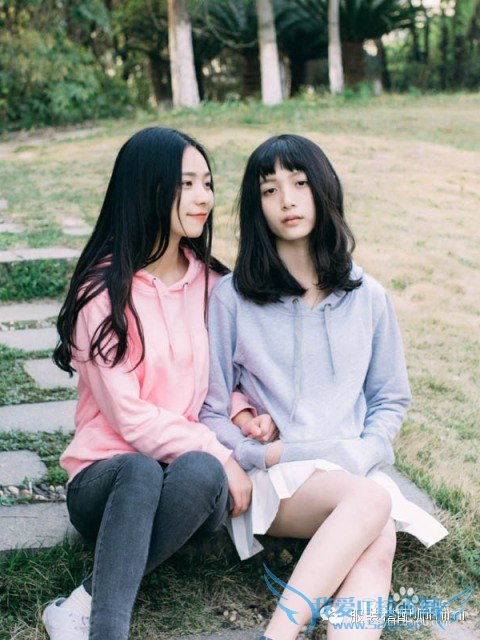 五一穿闺蜜装出游 友谊的小船翻不了