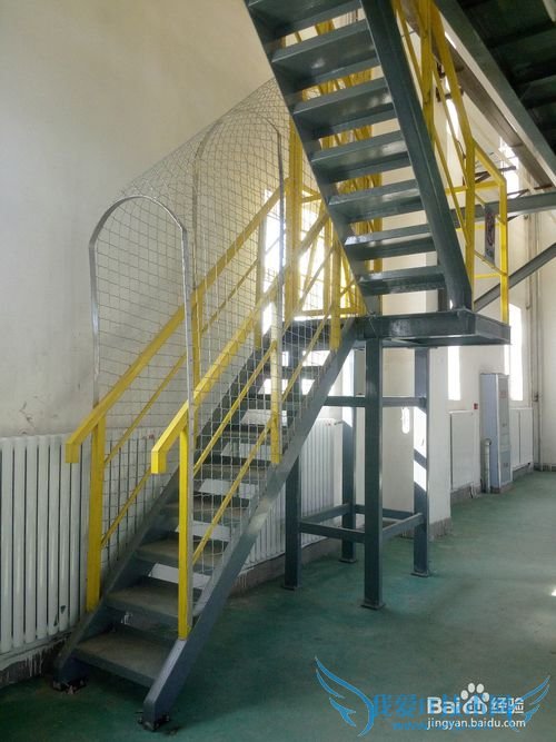 车库钢楼梯做法识见与想法说一说