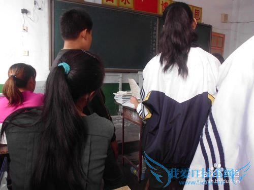 家长怎样教育读初中的孩子