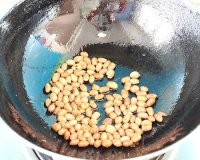 宫保鸡丁怎么做才正宗