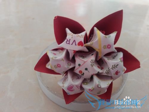 七彩折纸-----精美花瓣手工艺