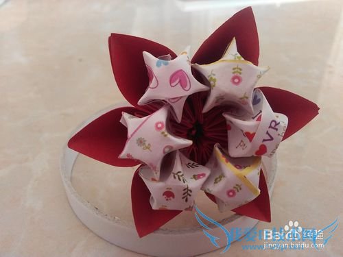 七彩折纸-----精美花瓣手工艺