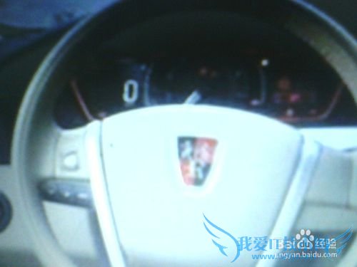 驾车时怎样省油