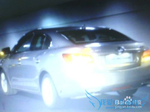 驾车时怎样省油