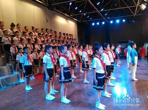 哪些活动来丰富学生的课余生活呢?