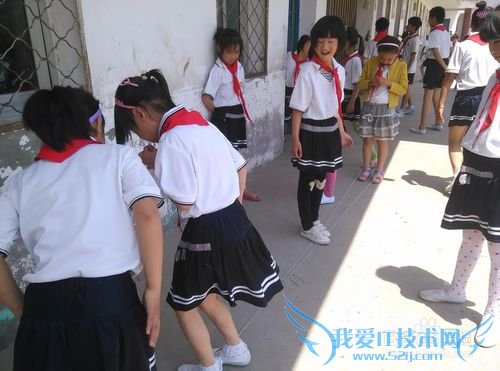 哪些活动来丰富学生的课余生活呢?