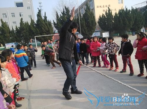 哪些活动来丰富学生的课余生活呢?